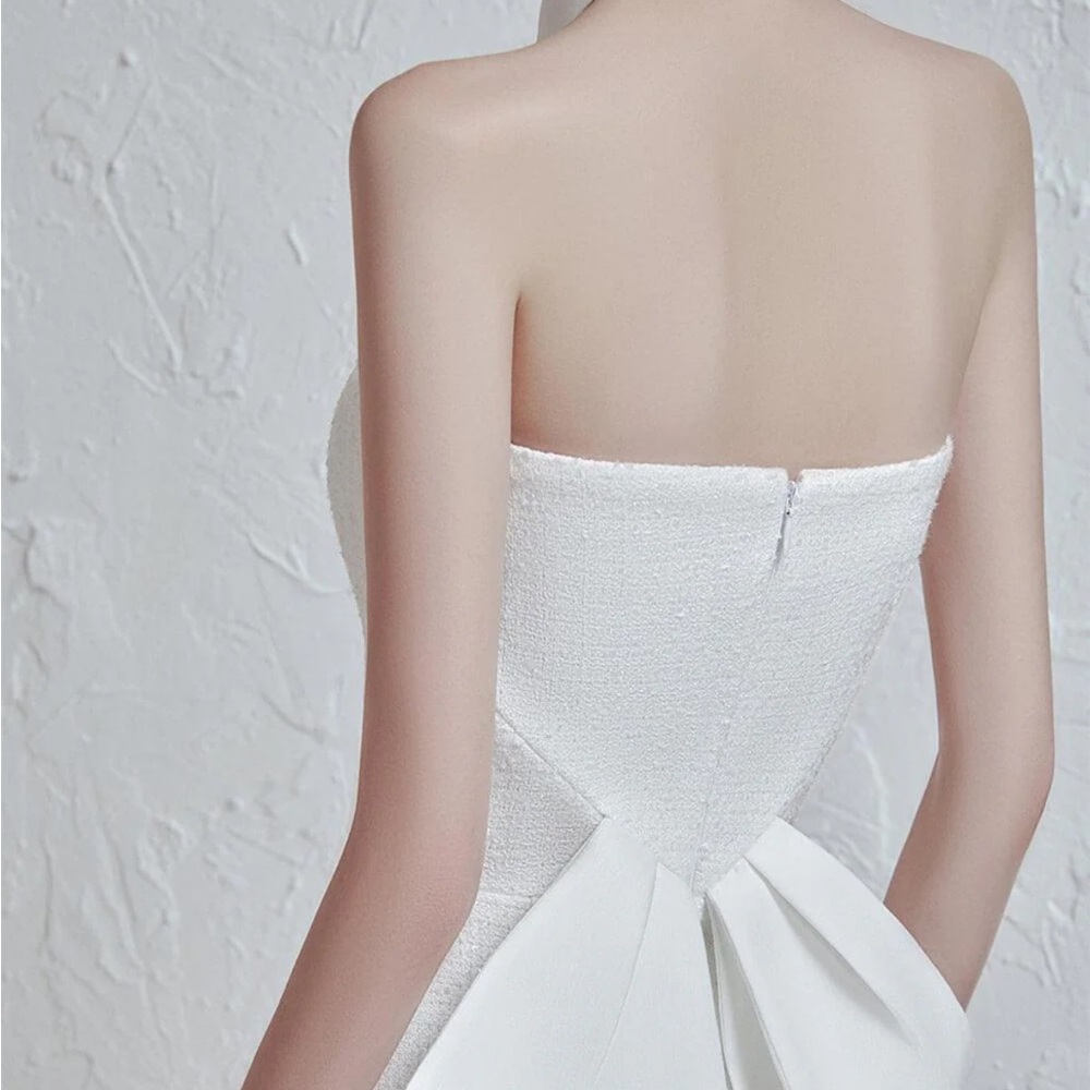 Raffiné Designer White Strapless Tweed Midi Dress - Picture 5 of 7